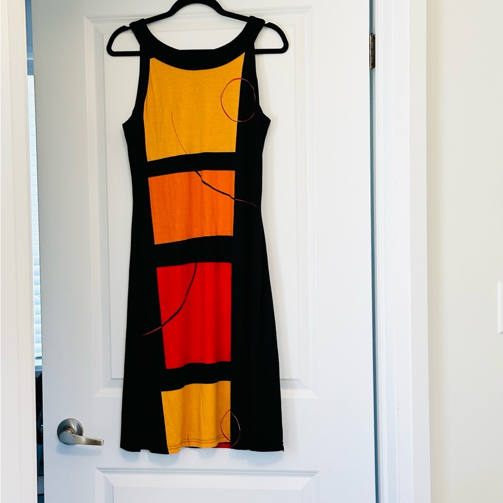 Bright JOSEPH RIBKOFF Dress Tshirt Black Orange Yellow Red S/L Viscose Sz 10
